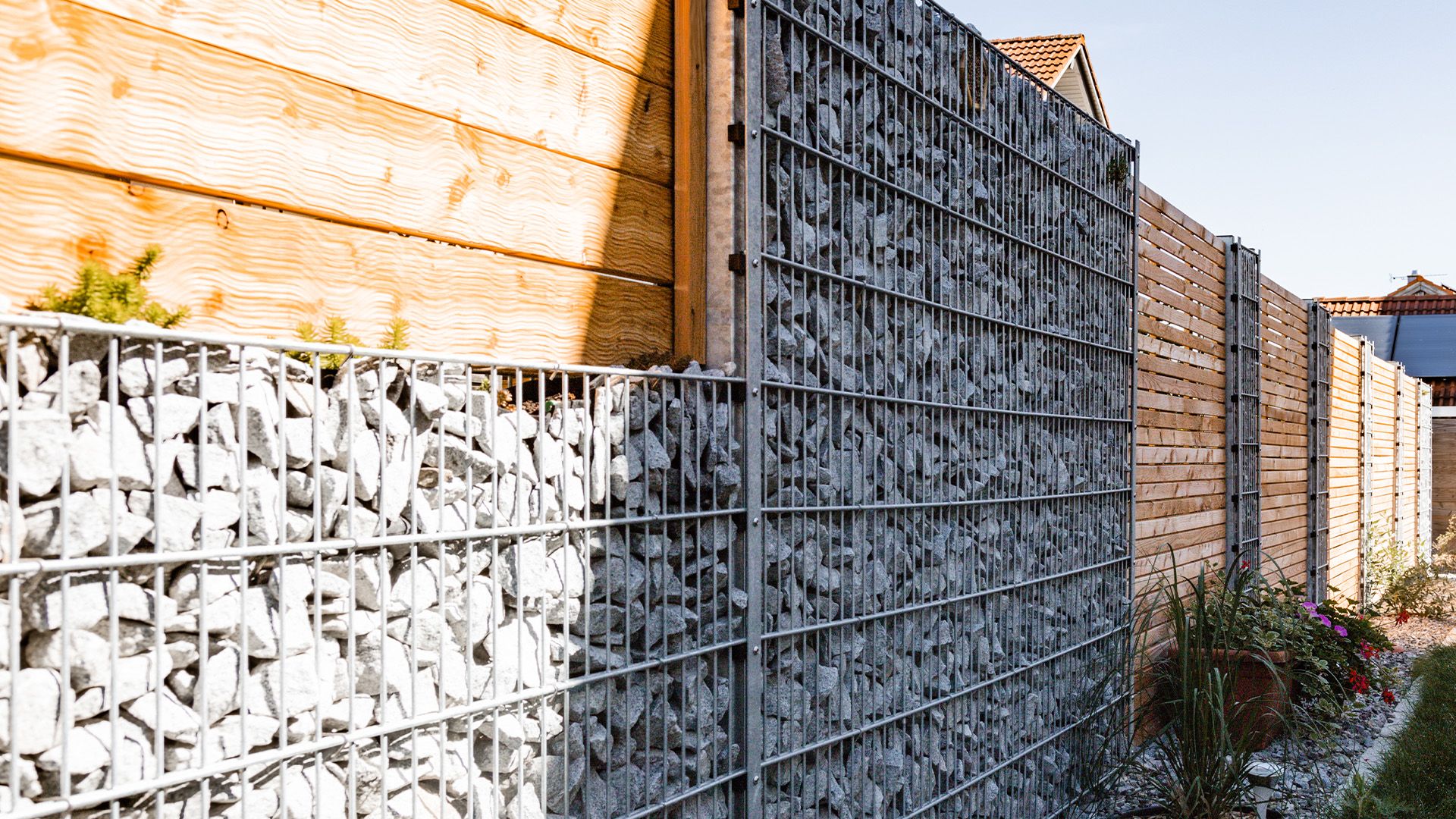 Gabionenelemente als Sichtschutz